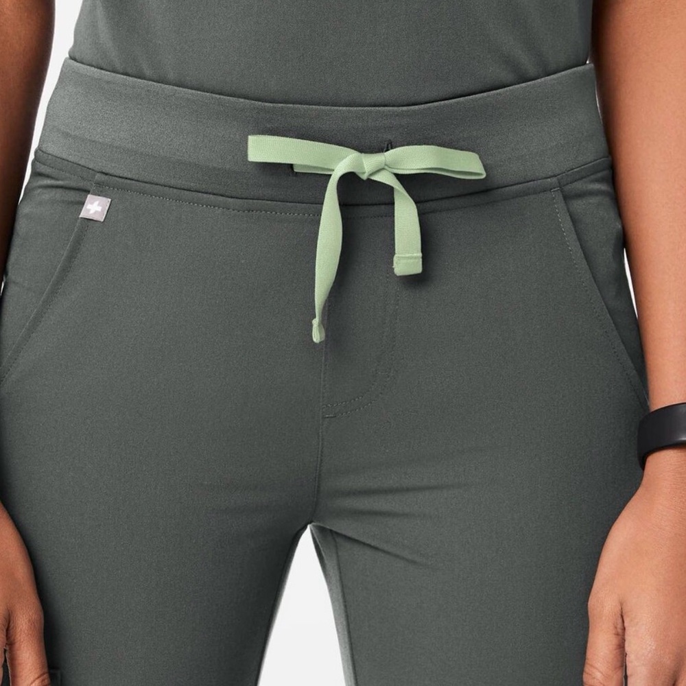 Figs Women's Zamora  Jogger Pants bonsai